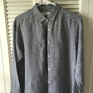 Uniqlo linen buttondown shirt, size large